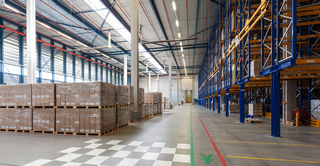Warehouse02